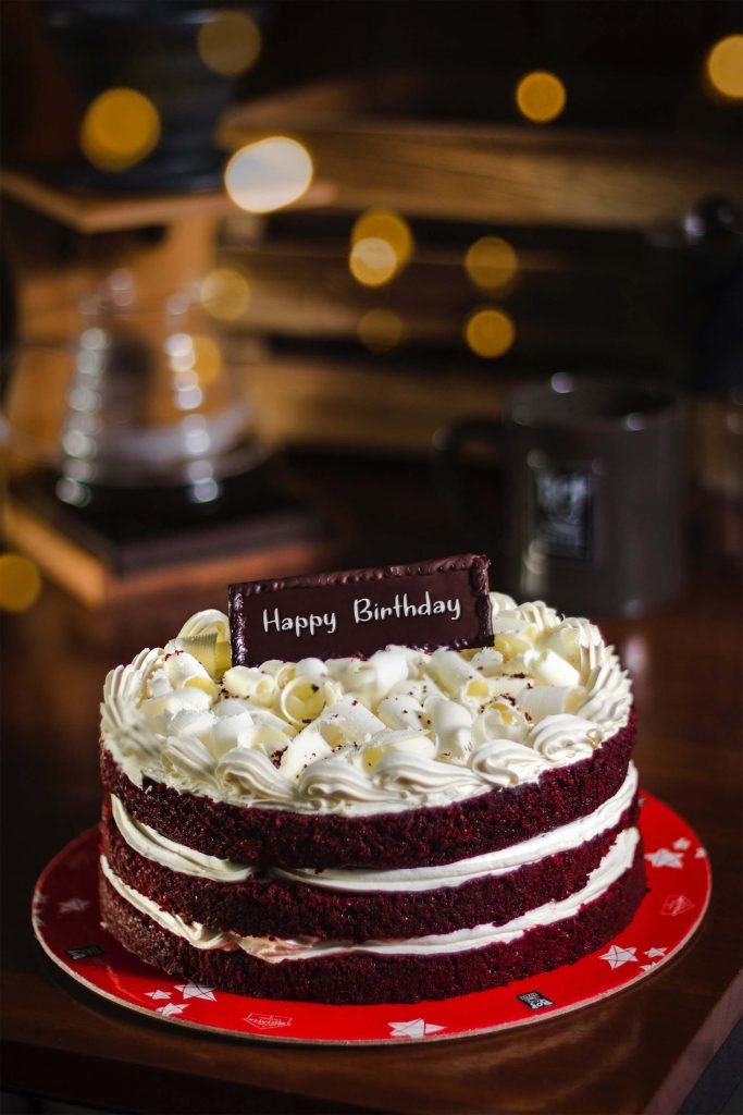 Free Birthday Cake Mockup PSD Template