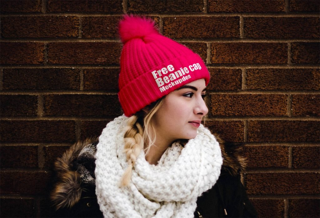 Free Beanie Hat Mockup PSD Template