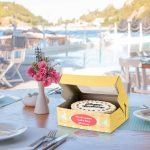 Free Cake Box Mockup PSD Template