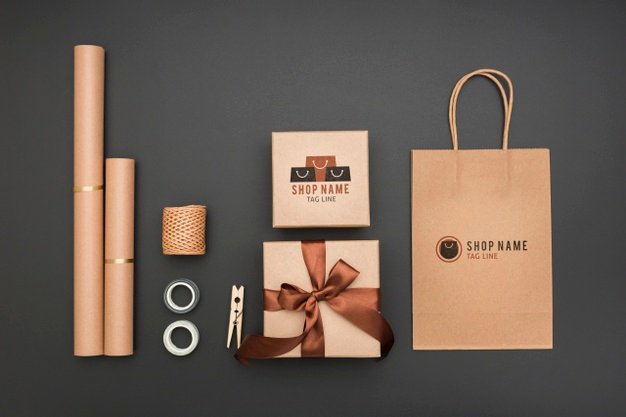 Top view mock-up wrapped gifts and paper bag Free Psd