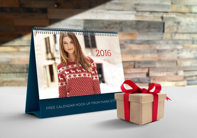2016 Desk Calendar Mcokup With Gift