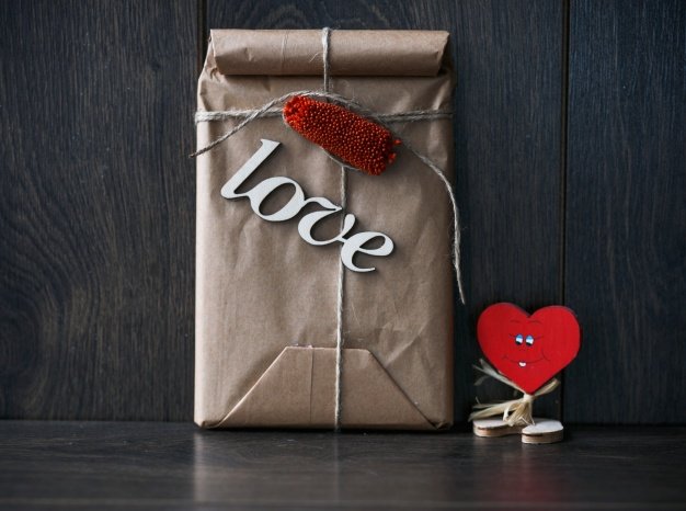 Love word On the brown bag Mockup