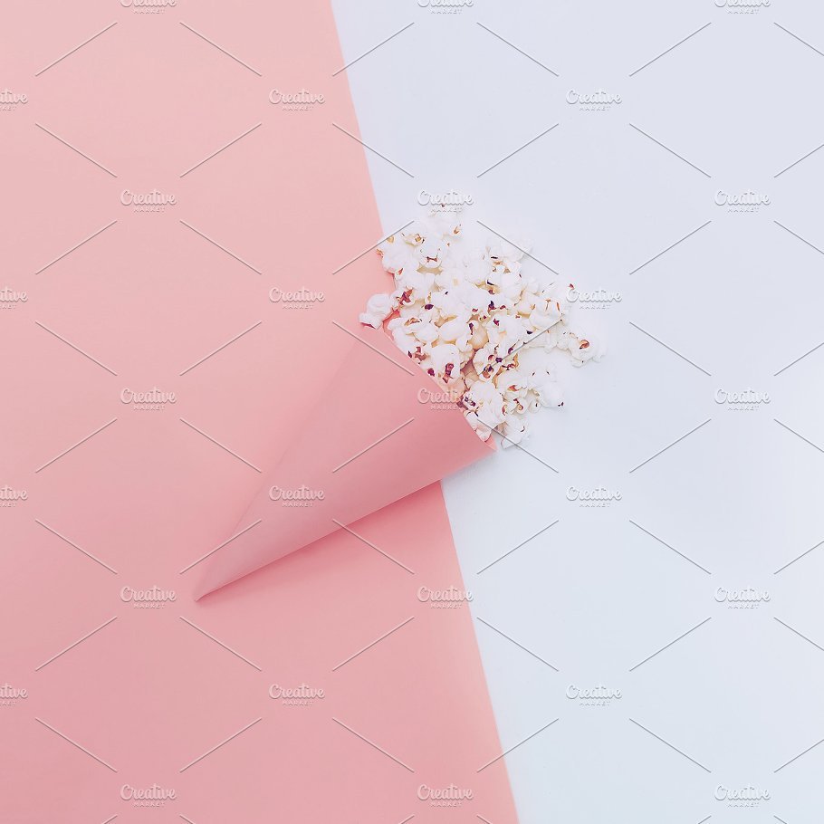 Paper Cone containing Popcorn PSD 