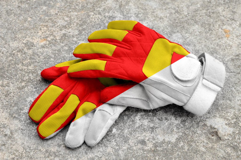 Free Gloves Mockup PSD Template