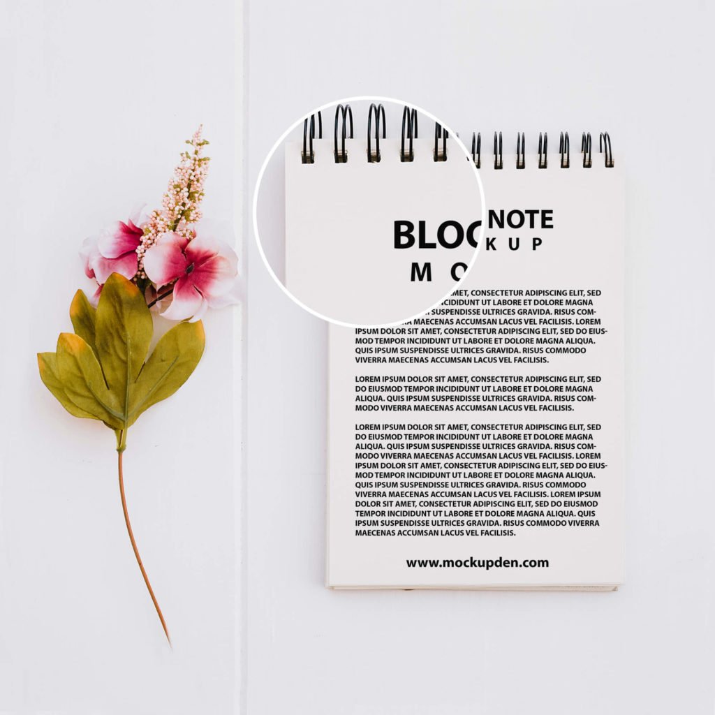 Close Up Of a Free Block Note Mockup PSD Template