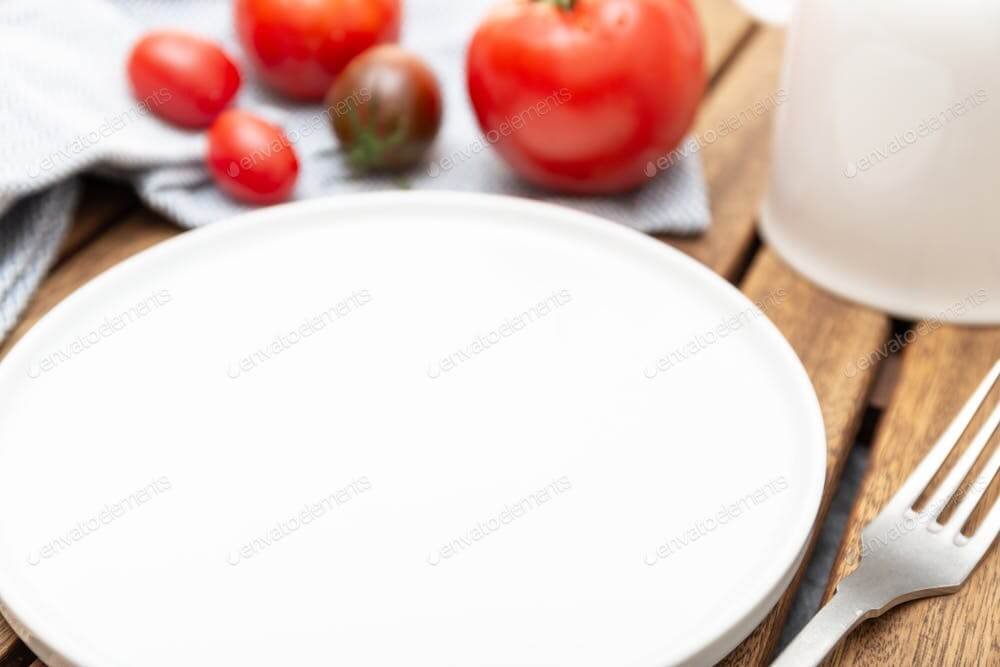 Empty plate mockup. Cuisine background (1)