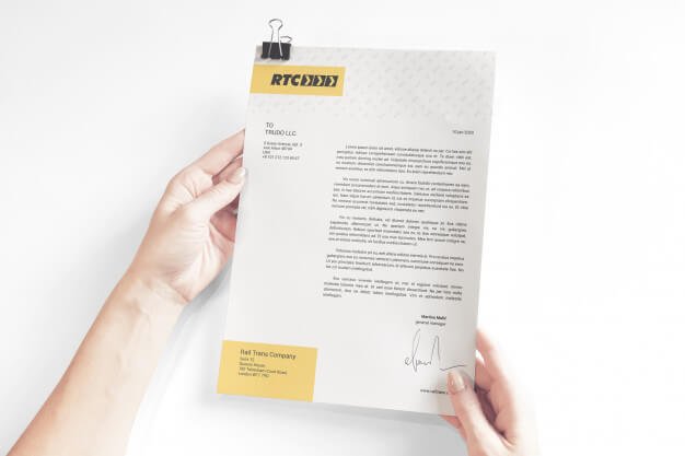 Business documents with clip mockup Premium Psd