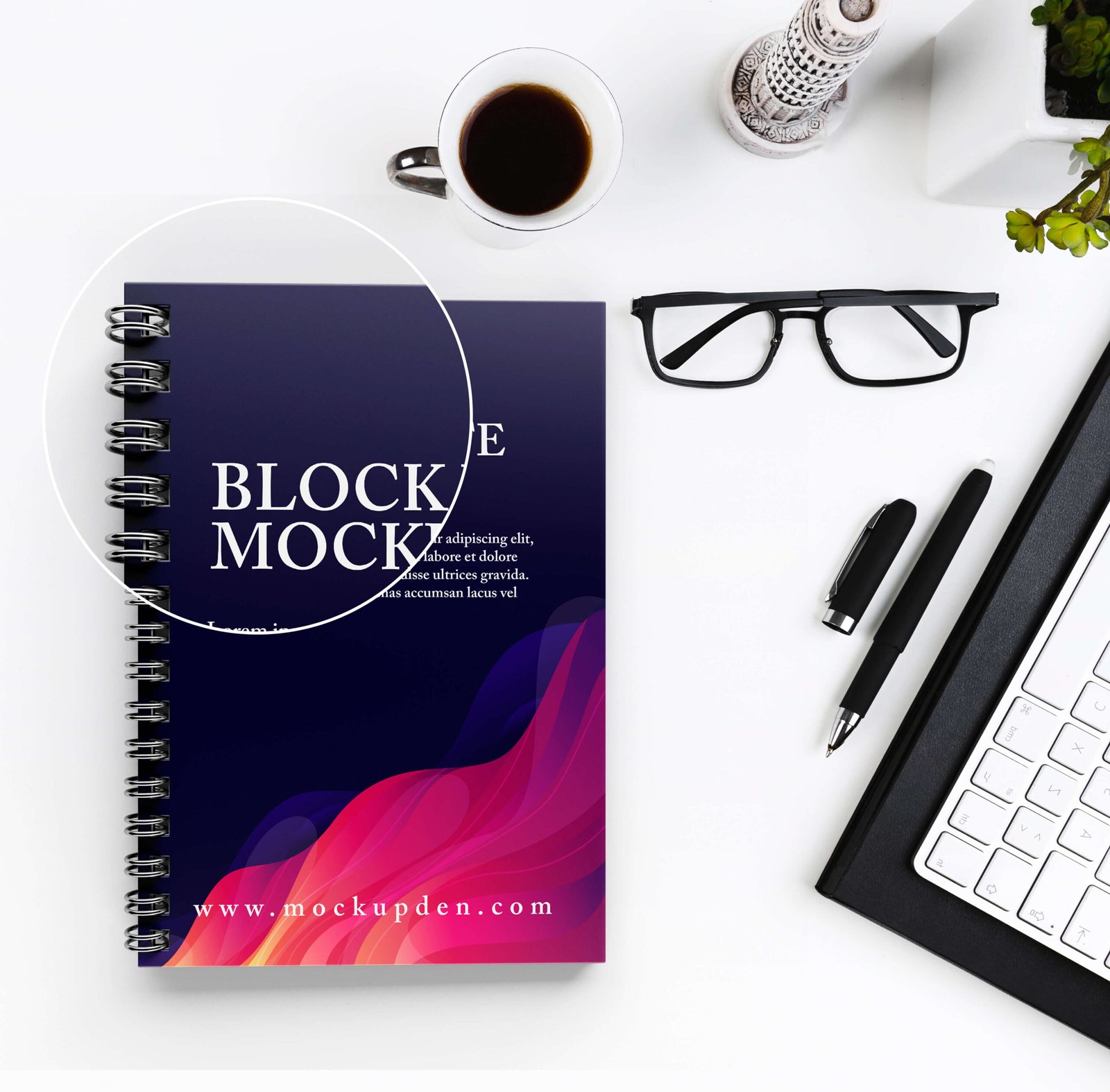 Close Up Of a Free Block Note Mockup PSD Template