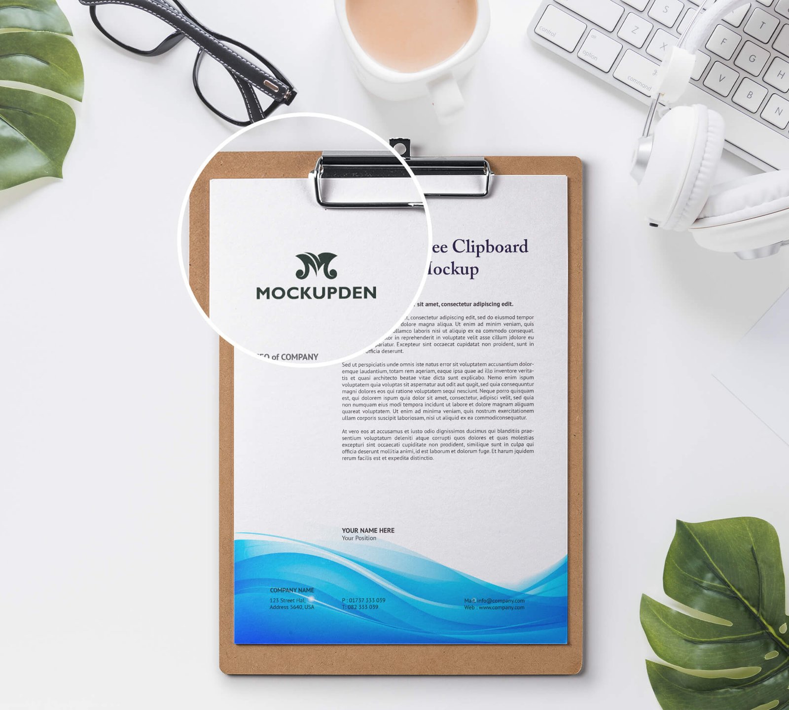 Close Up Of a Free Clipboard Mockup PSD Template