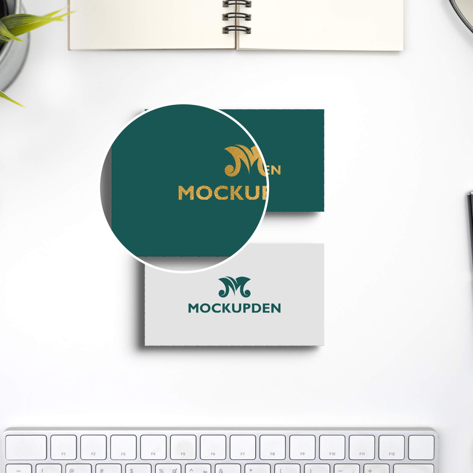 Close Up Of a Free Name Card Mockup PSD Template