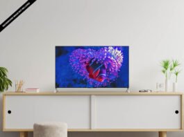 Free Tv Screen Mockup PSD Template
