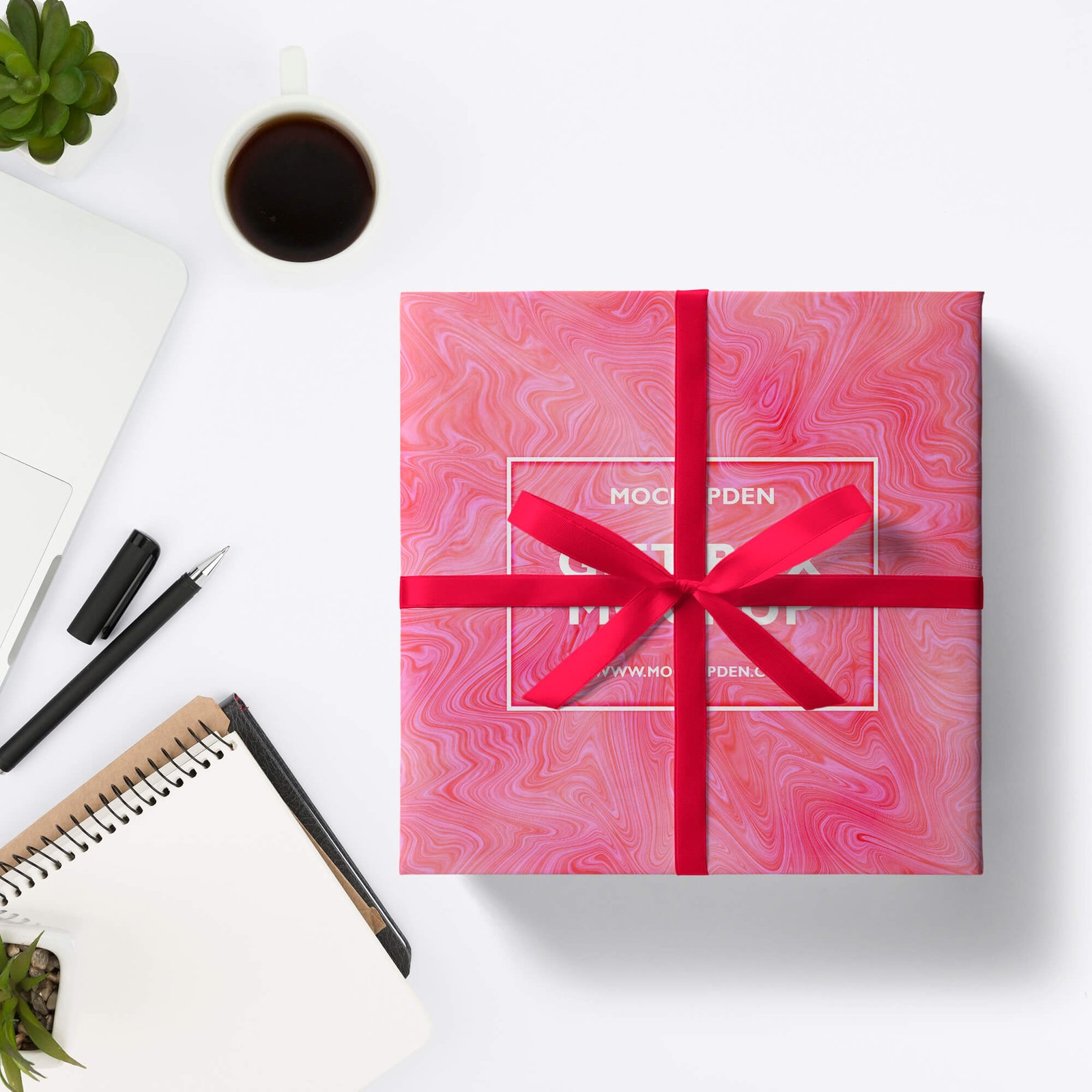 Free Gift Box Mockup PSD Template (1)