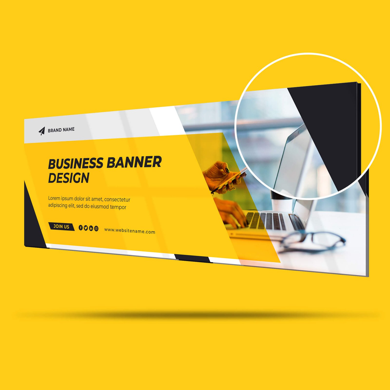 Close Up Of a Free Banner Web Mockup PSD Template