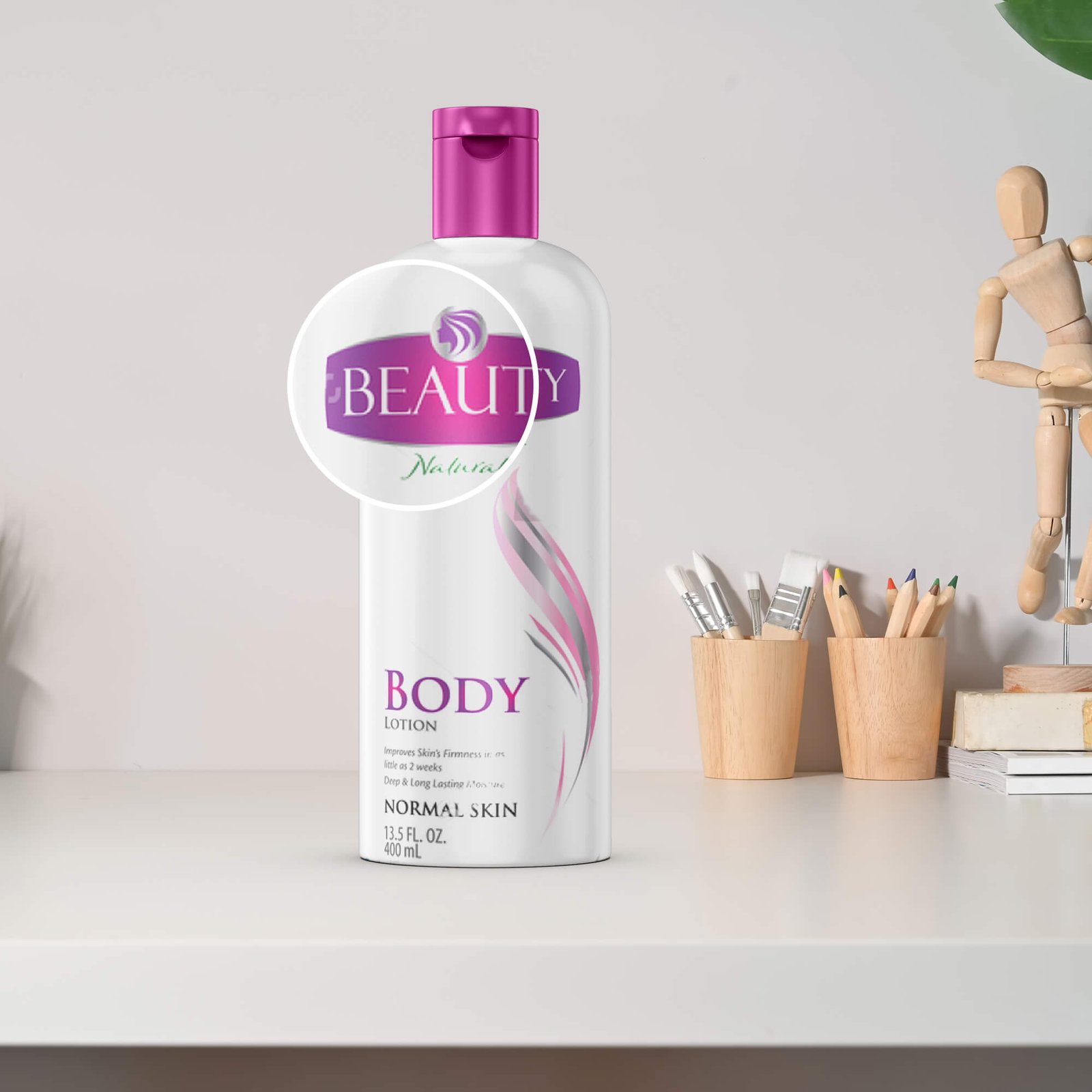 Close Up Of a Free Lotion Bottle Mockup PSD Template (1)