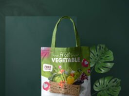 Free Grocery Bag Mockup PSD Template