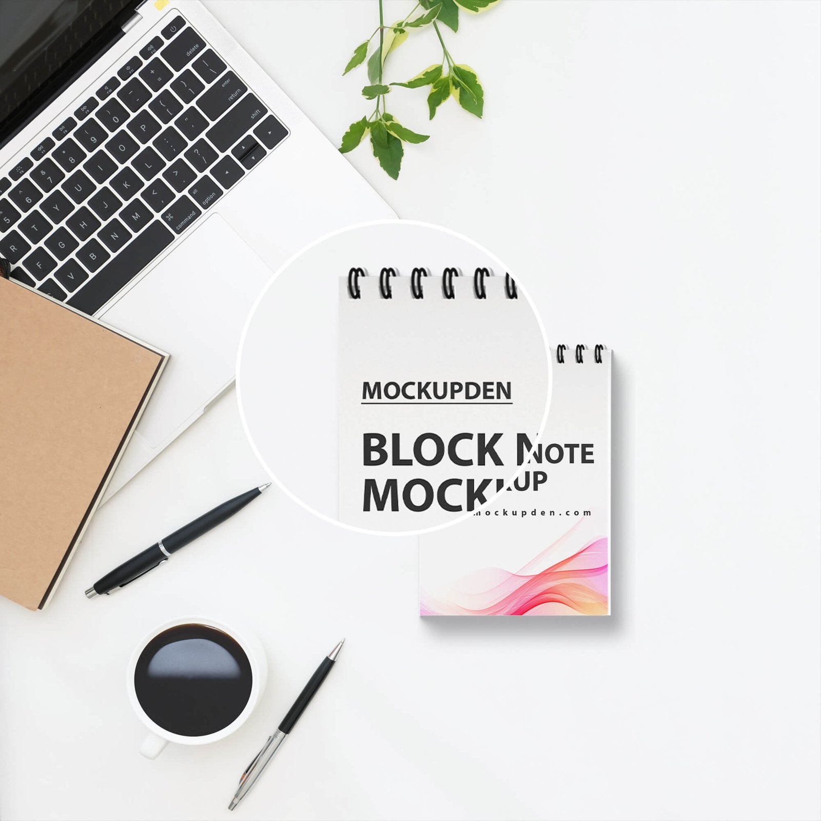 Close Up Of a Free Block Note Mockup PSD Template
