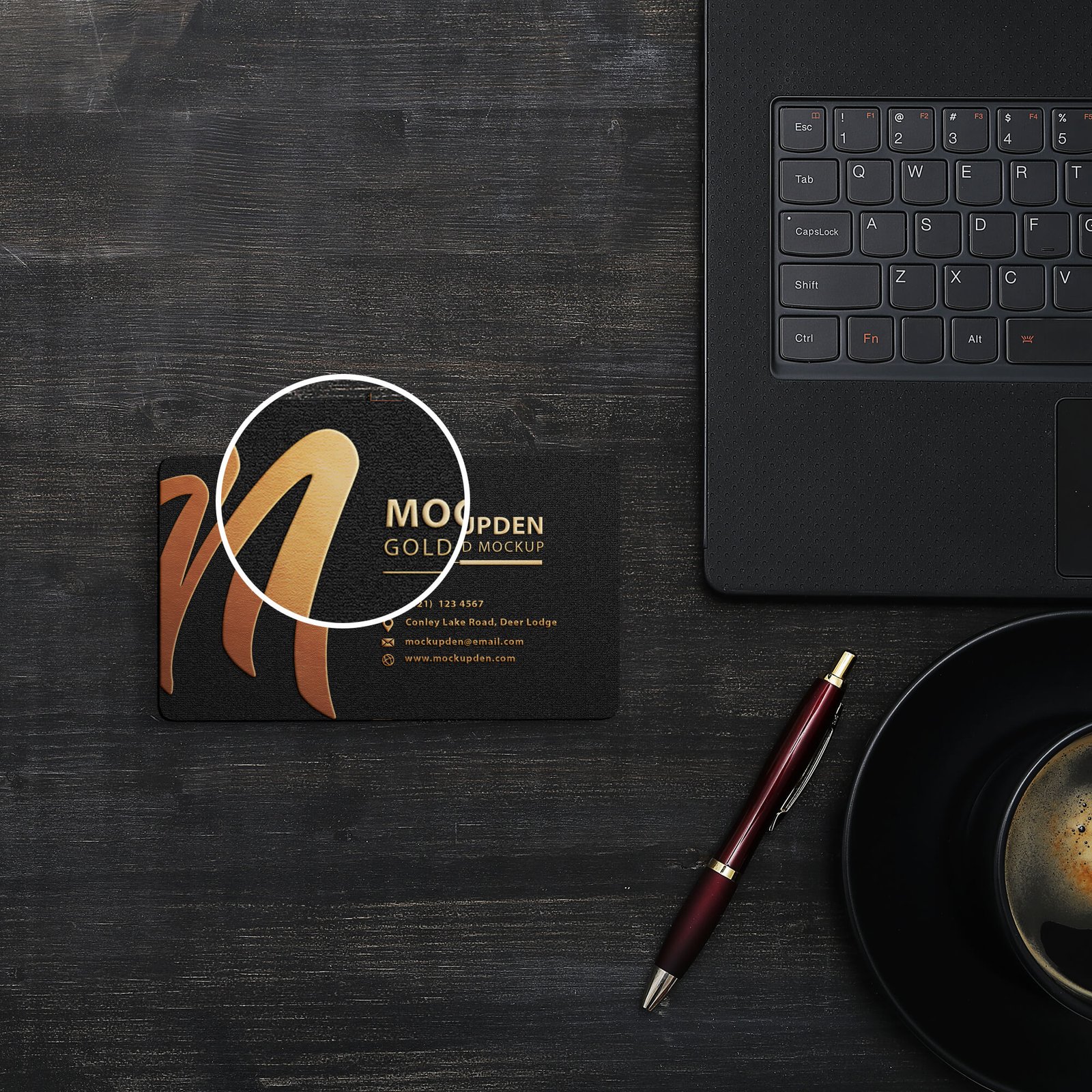 Close Up Of a Free Gold Card Mockup PSD Template