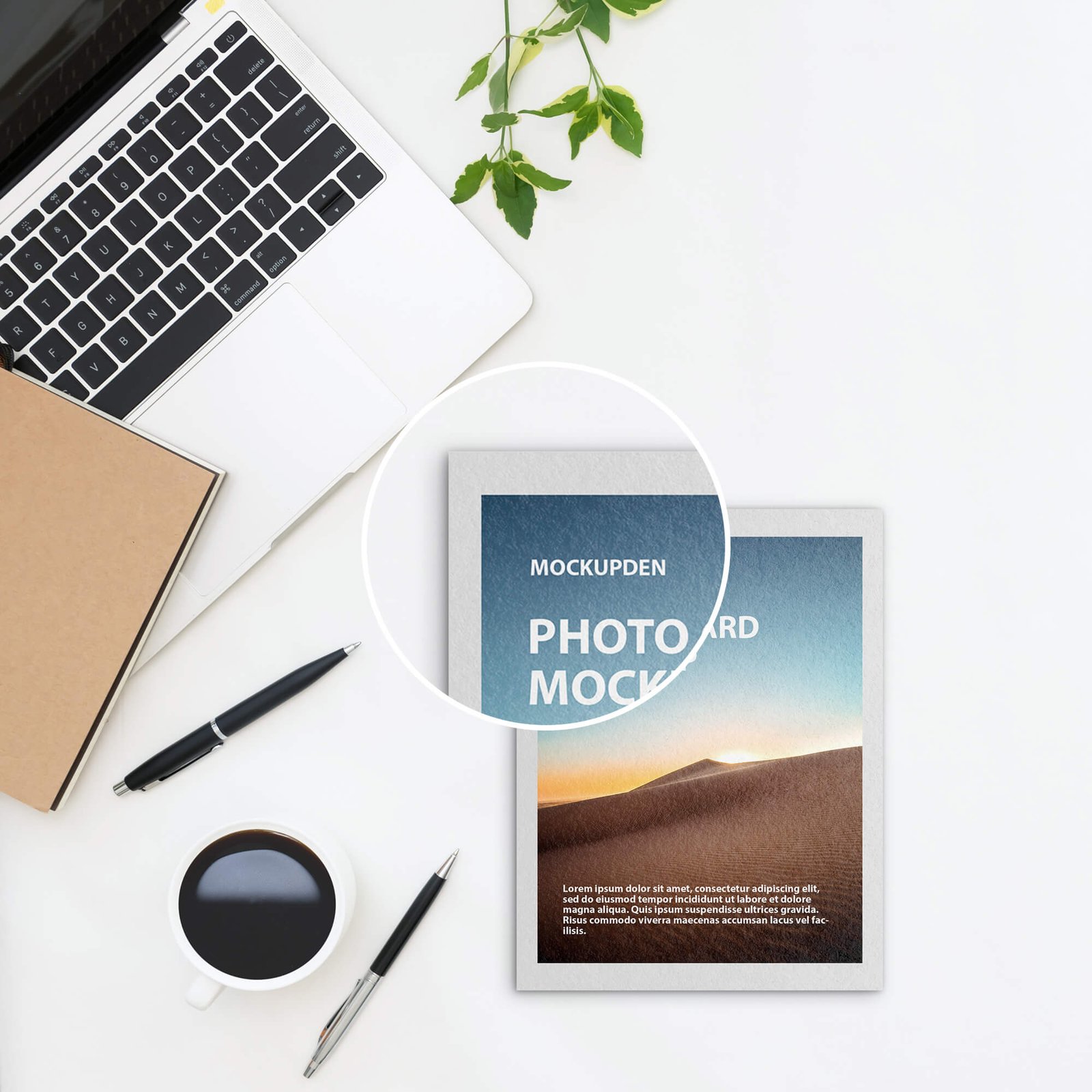 Close Up Of a Free Photo Card Mockup PSD Template