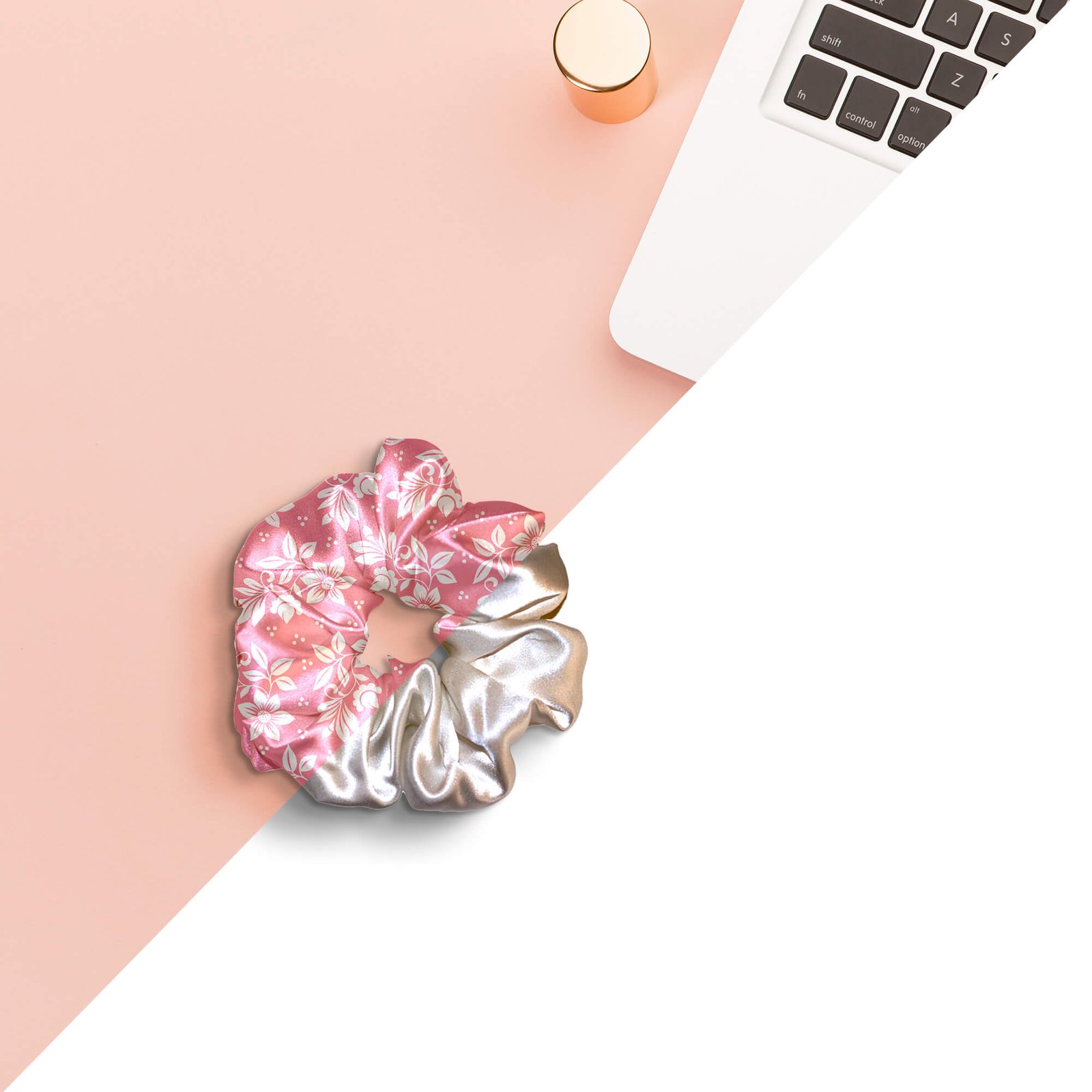 Editable Free Scrunchie Mockup PSD Template