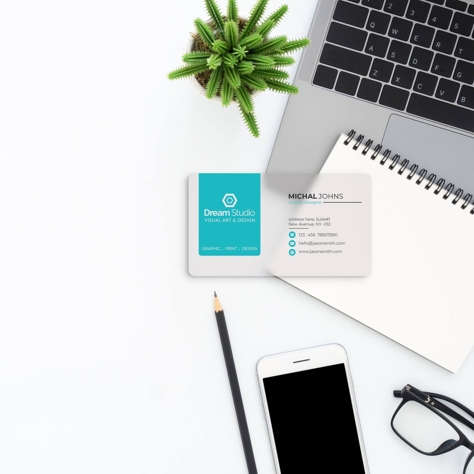 Free Plastic Card Mockup PSD Template (1)