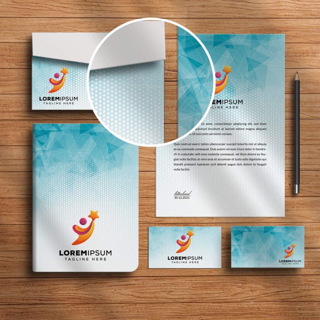 Close Up Of a Free Stationery Mockup Kit PSD Template